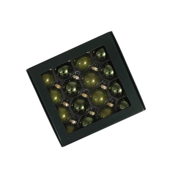 Karácsonyfagömb 3 cm fenyőzöld opál (16 db-os szett) – üveg