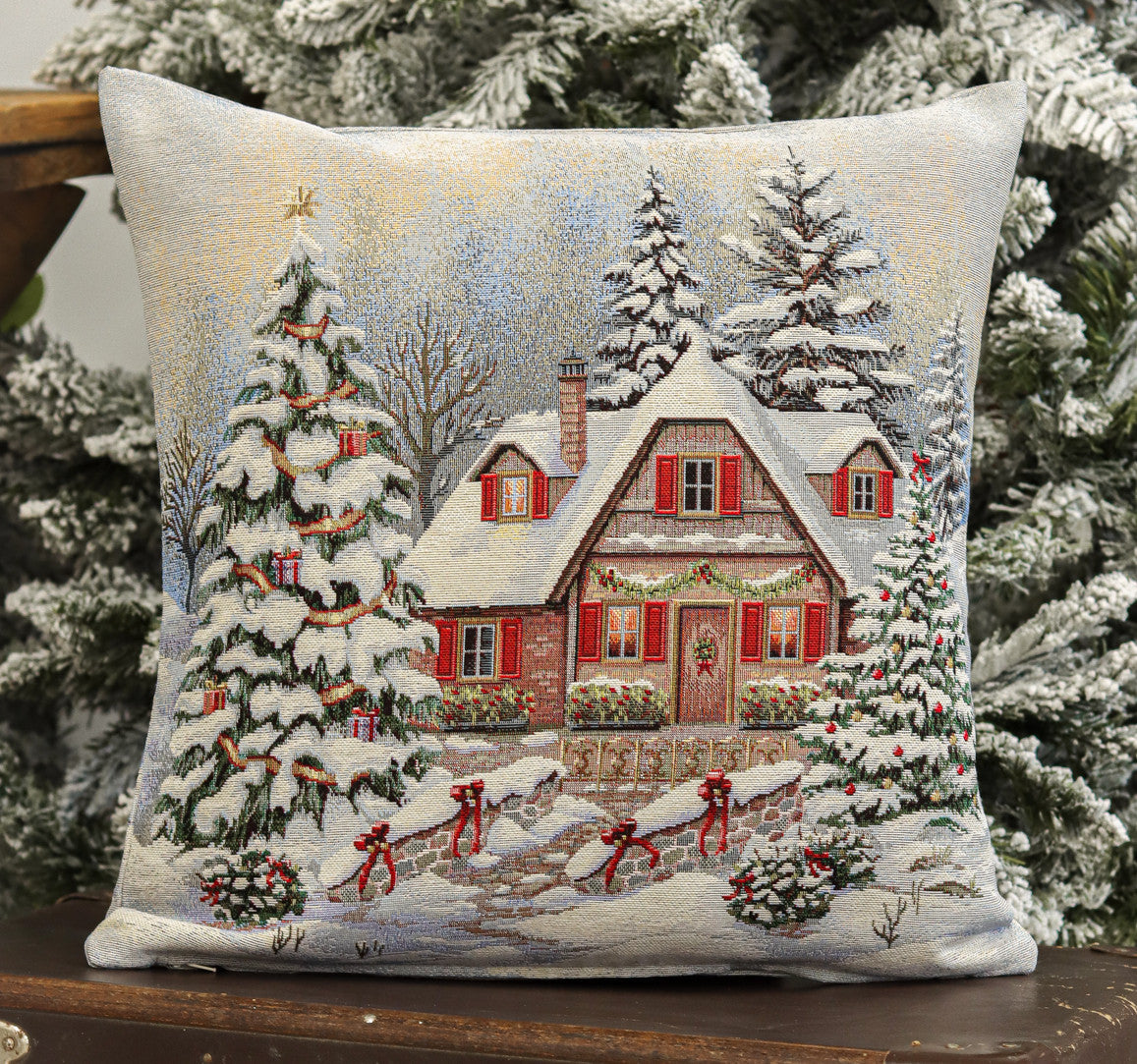 Karácsonyi díszpárnahuzat Alpesi barna házikós, 45×45 cm – gobelin, lurex nélkül