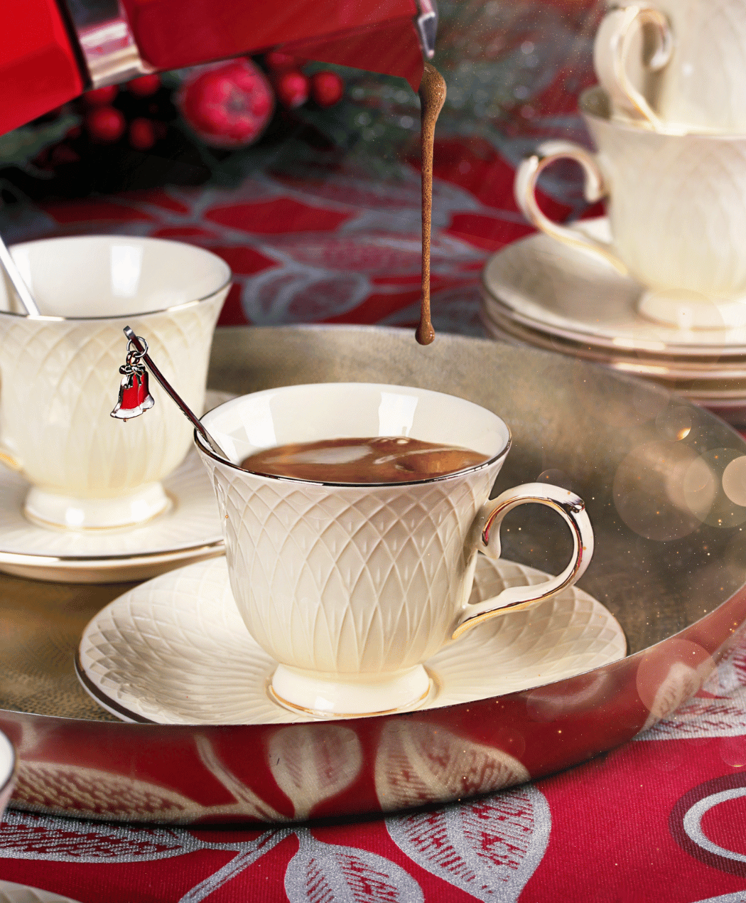 Veroni porcelán csésze 6 személyes szett díszdobozban Amy