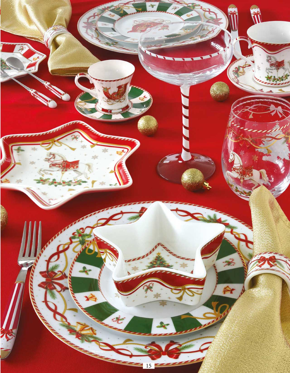 Karácsonyi porcelán desszertes tányér 19 cm 4 db díszdobozban Christmas Tale