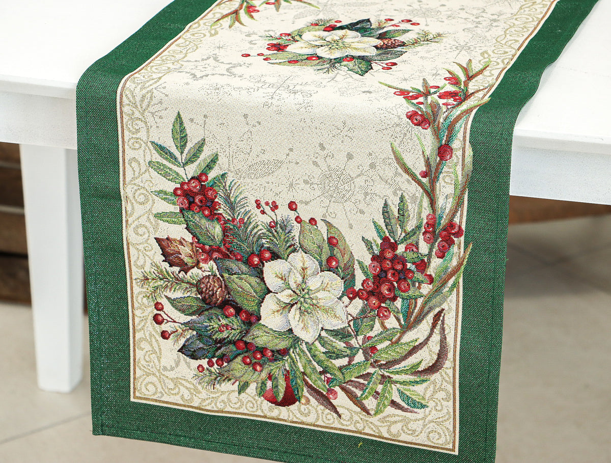 Karácsonyi asztali futó – Classic piros bogyós, zöld szélű mintás asztali futó, 44×180 cm, gobelin, ezüst lurex