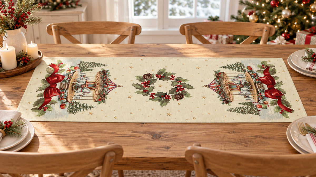 Karácsonyi asztali futó – Körhintás karácsonyi mintás asztali futó, 44×140 cm, gobelin, arany lurex