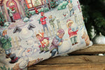Karácsonyi díszpárnahuzat Winter kids hógolyózós, 45×45 cm – gobelin, ezüst lurexszel