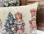 Karácsonyi díszpárna Pink diótörős, 50×70 cm – gobelin, lurex nélkül