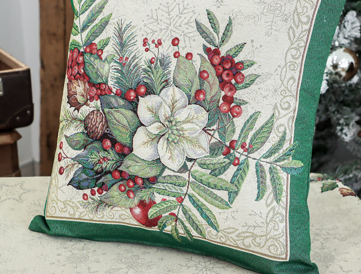 Karácsonyi díszpárnahuzat Classic piros bogyós, zöld szélű, 45×45 cm – gobelin, ezüst lurexszel