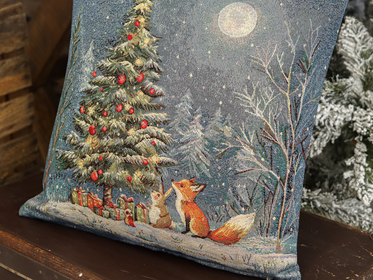 Karácsonyi díszpárnahuzat Csodafa az éjszakában, 45×45 cm – gobelin, arany lurexszel