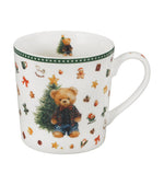 Karácsonyi macis porcelán bögre 400 ml – Teddy Noel (fenyőfa alakú díszdobozban)