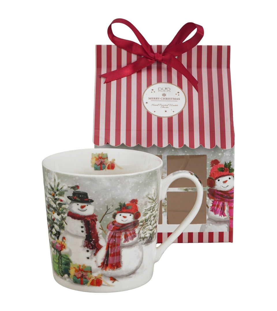 Hóemberes porcelán bögre 360 ml – Snowman Smile (házikó alakú díszdobozban)